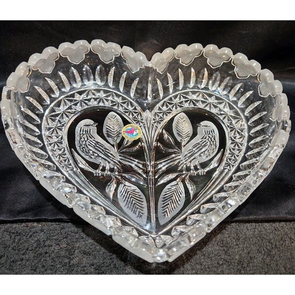 Vntg Hofbauer Byrdes Collection crystal heart-shaped candy or trinket dish